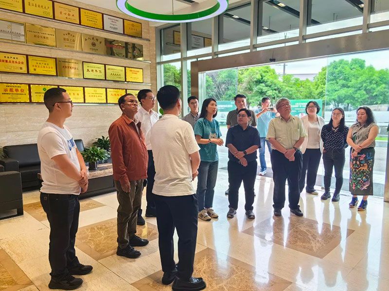 泰國農(nóng)業(yè)部植保局暨中國農(nóng)藥工業(yè)協(xié)會(huì)領(lǐng)導(dǎo)及專家與新朝陽共話生物農(nóng)業(yè)的未來