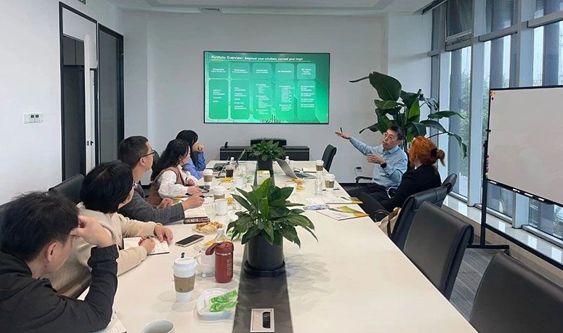 巴西國家植物保護(hù)產(chǎn)品協(xié)會(huì)專家訪問新朝陽，共探生物農(nóng)業(yè)合作新機(jī)遇